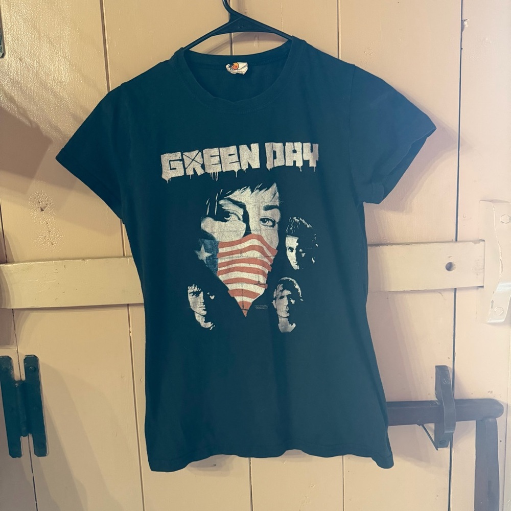 GREEN DAY Tee 21ST CENTURY BREAKDOWN Tour Band Collection